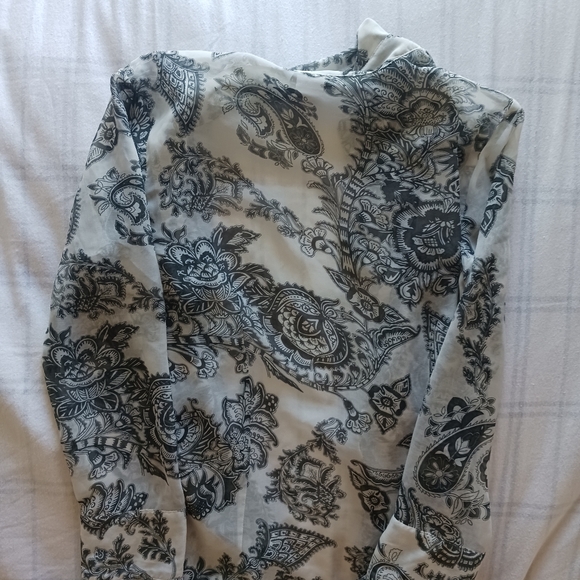 Ruffled Floral Black White Grey Floral Blouse Translucent Tie Up Flare Small - Picture 8 of 9